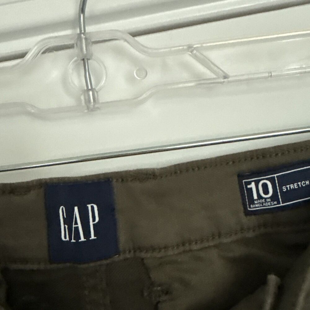 GAP Women's Size 10 Relaxed Girlfriend Chino Pants Olive Green Cotton Blend - Picture 2 of 5